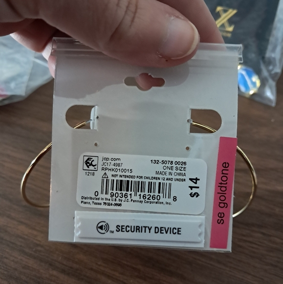 Mixit XL hoop earrings hypoallergenic - Picture 4 of 4